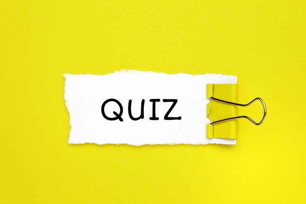 Comment organiser une soirée quiz sur des sujets variés ?